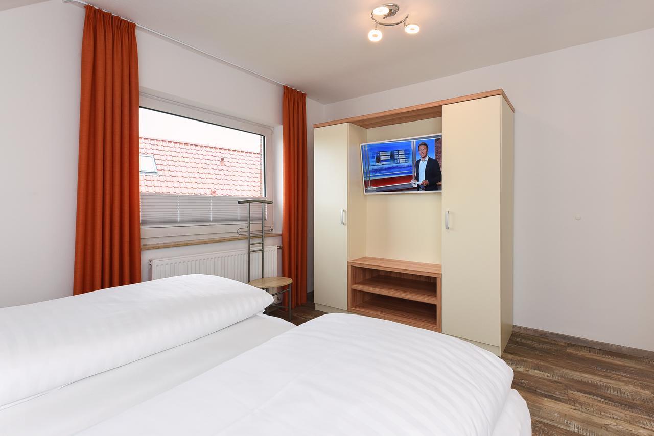 Haus Zur Moewe Mit Fruehstuecksoption Apartamento Bensersiel Exterior foto